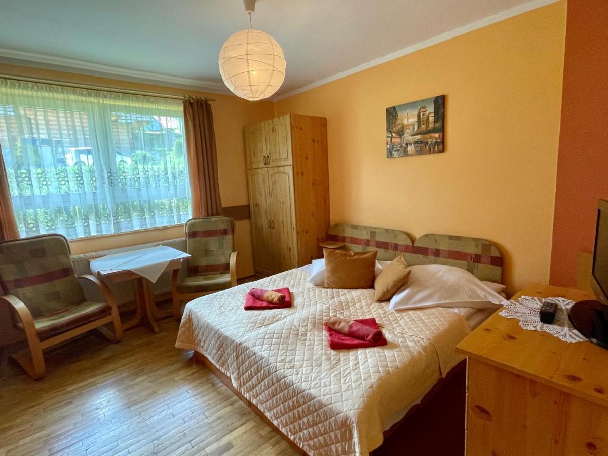 Willa Marta M Bed & Breakfast Zakopane Bagian luar foto
