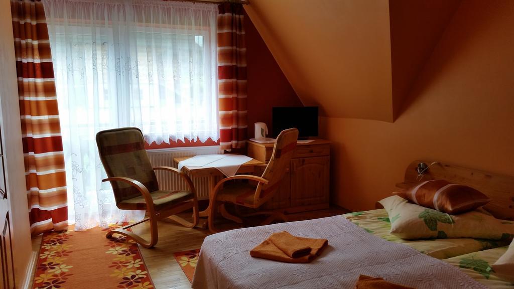 Willa Marta M Bed & Breakfast Zakopane Bagian luar foto