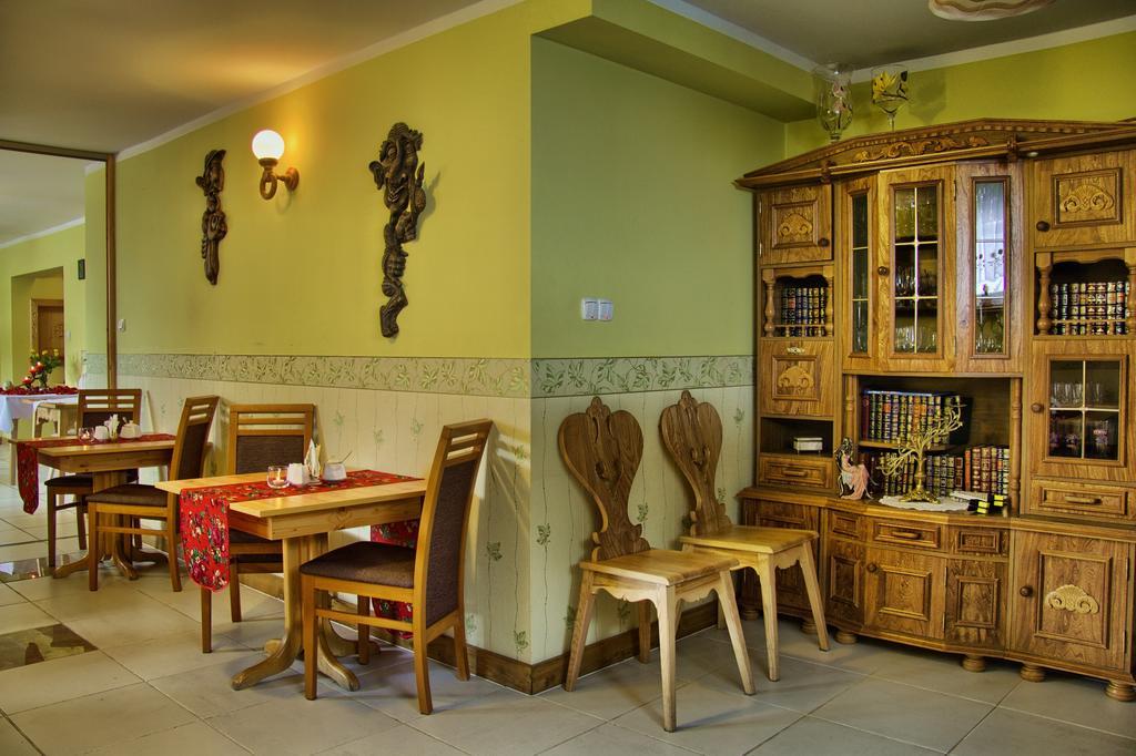Willa Marta M Bed & Breakfast Zakopane Bagian luar foto