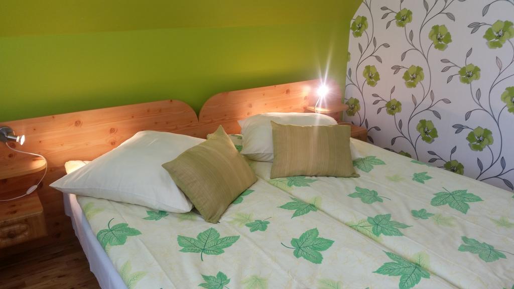 Willa Marta M Bed & Breakfast Zakopane Bagian luar foto