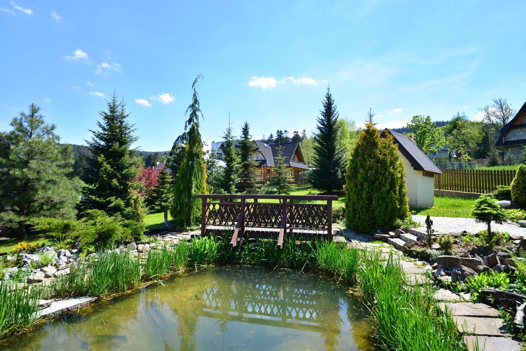Willa Marta M Bed & Breakfast Zakopane Bagian luar foto