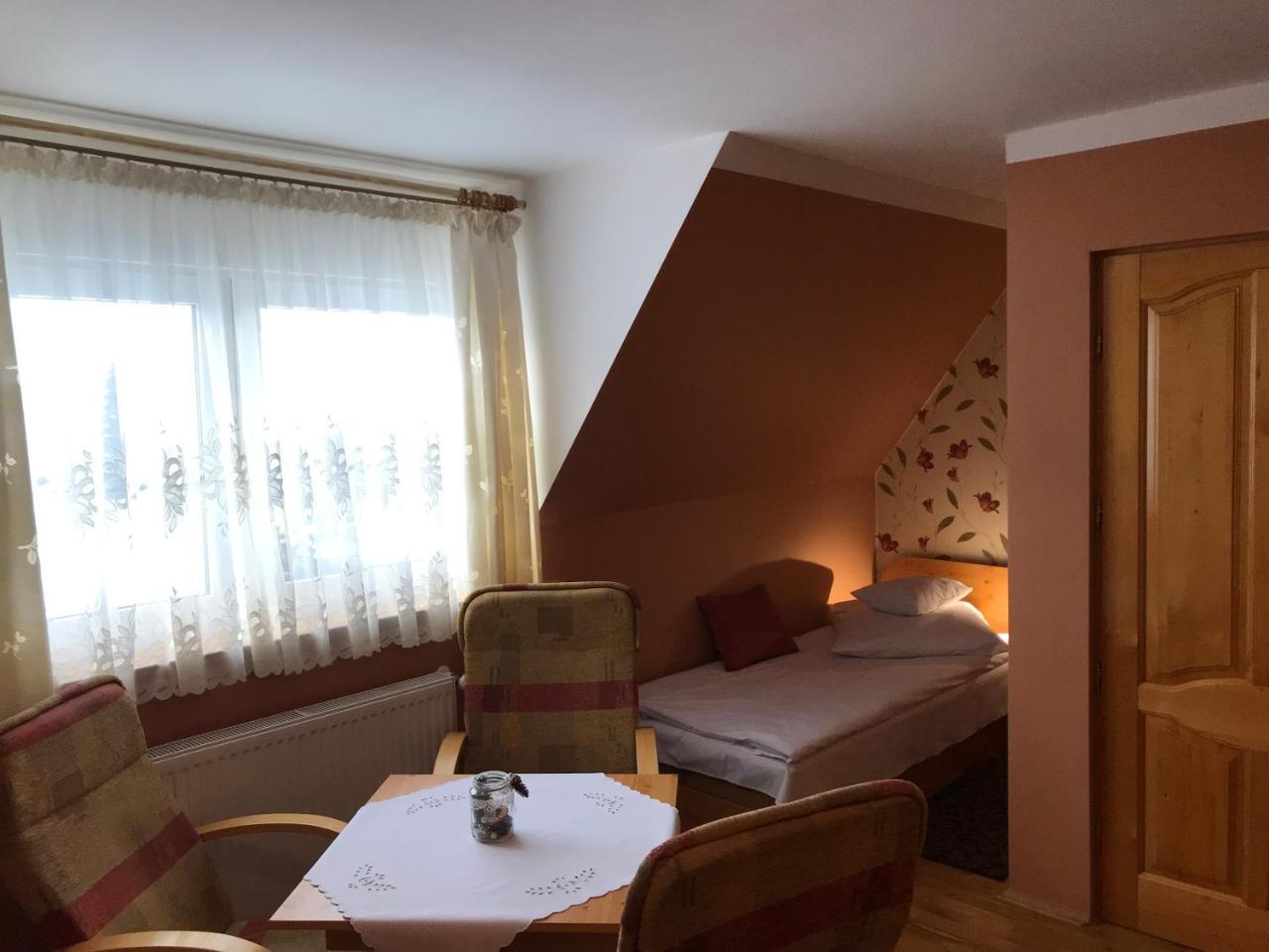 Willa Marta M Bed & Breakfast Zakopane Bagian luar foto